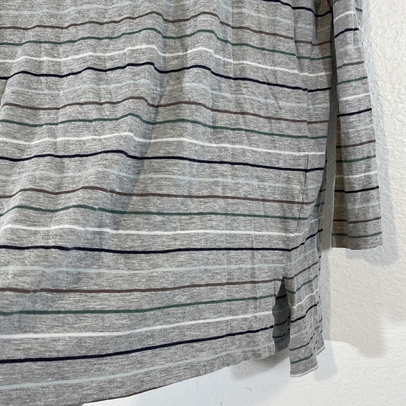 SERRA Stripe Long Sleeve High-low hemline with side slits
Top Size Large - Picture 2 of 5